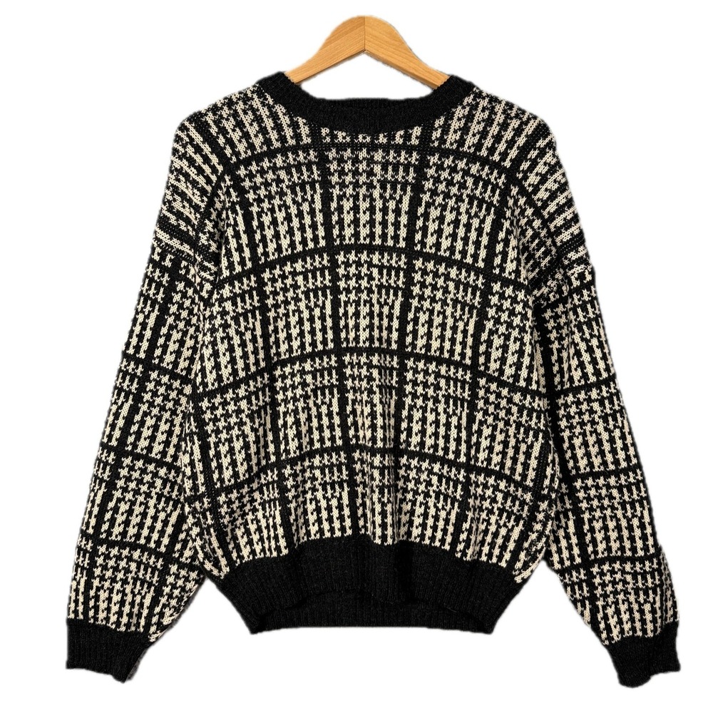 Claybrooke Crewneck Sweater Mens Plaid Medium Black Cream Acrylic Wool Vintage